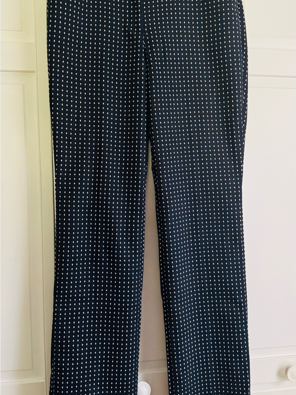 Express Editorpants With White Dot Pattern Express Editor Pants 6r Express